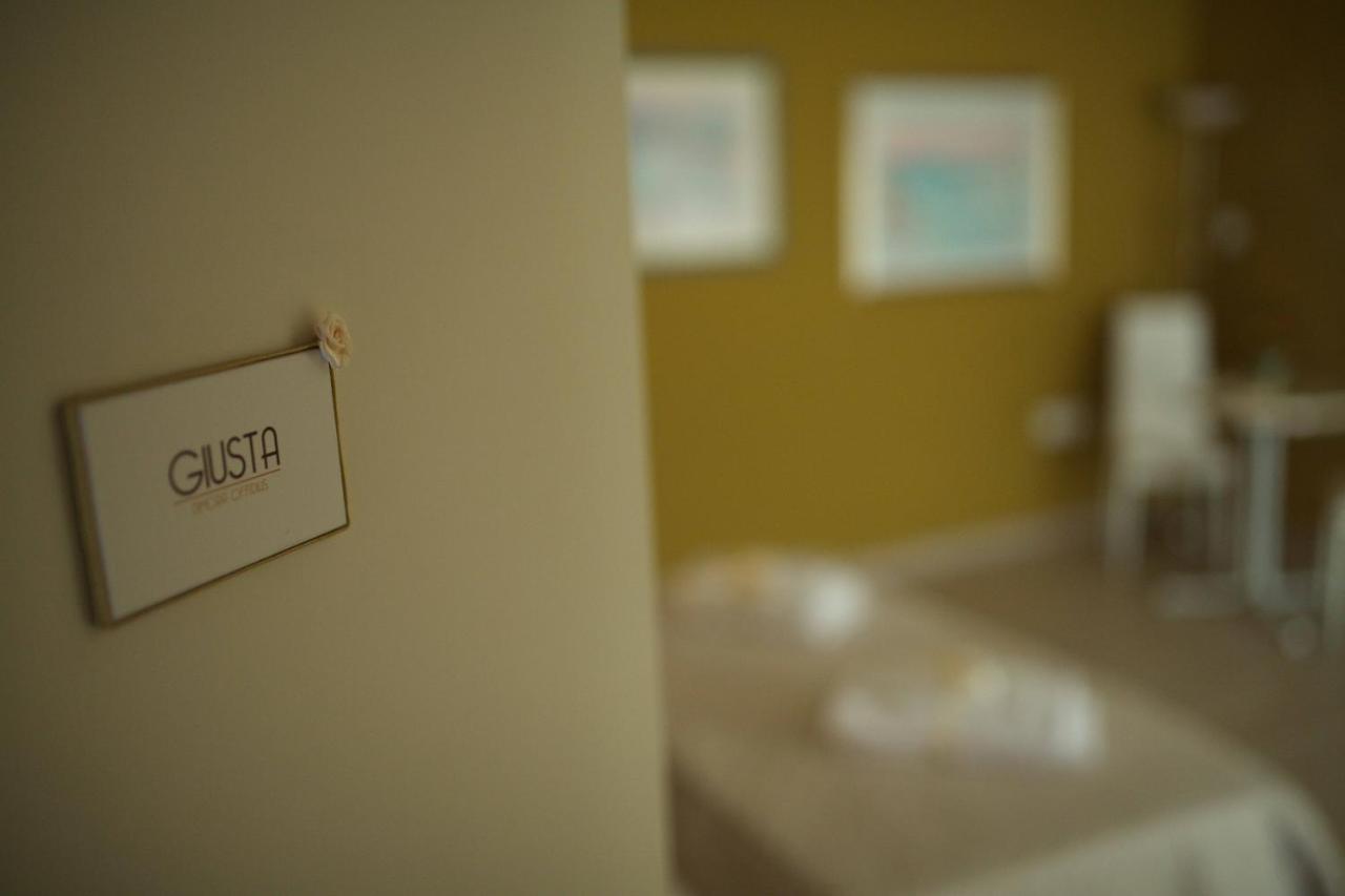 Dimora Offidius Bed & Breakfast L'Aquila Bagian luar foto