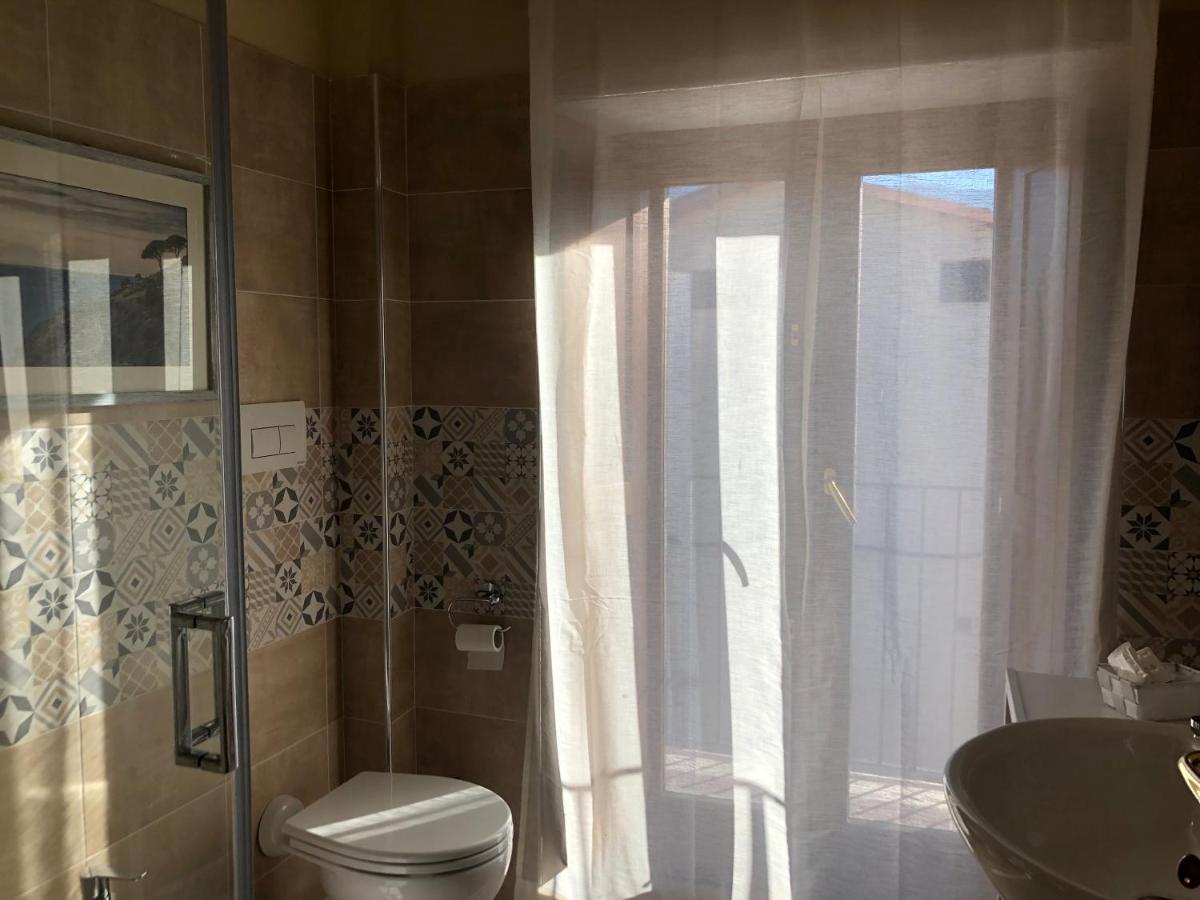 Dimora Offidius Bed & Breakfast L'Aquila Bagian luar foto